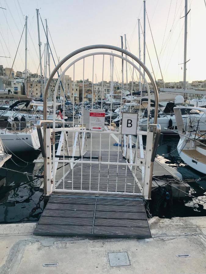 Hotel Sea Baroniv "Bedsonboat" Vittoriosa Exterior foto